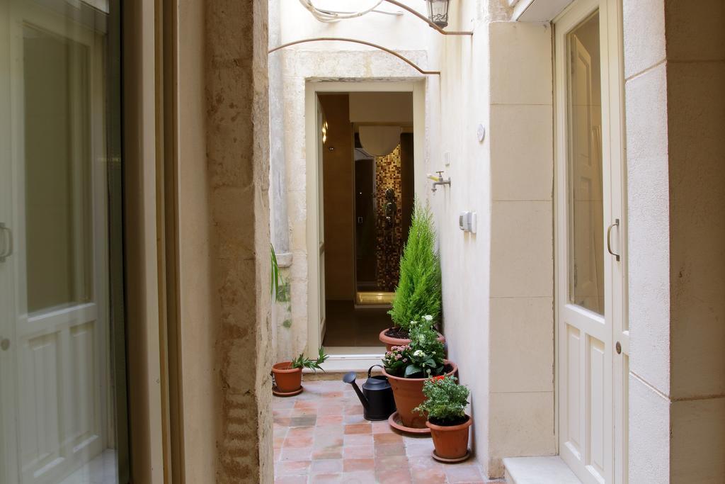 Ortigia Guest House Casa Flora 锡拉库扎 外观 照片